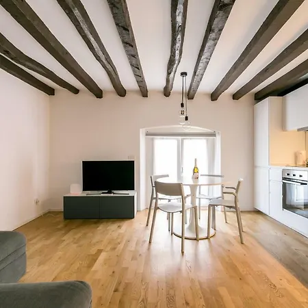 Mortara Apartment Milan