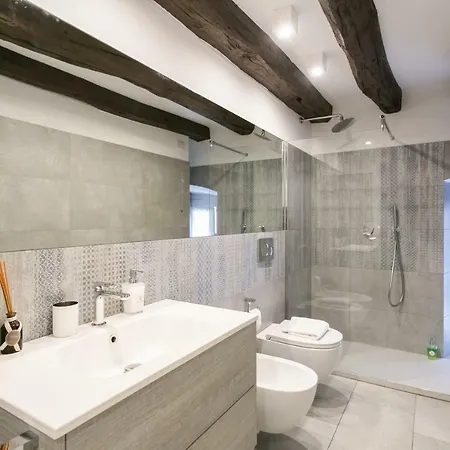 Mortara Apartment Milan